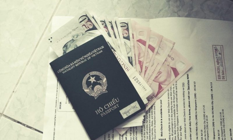 visa mỹ trong hộ chiếu cũ